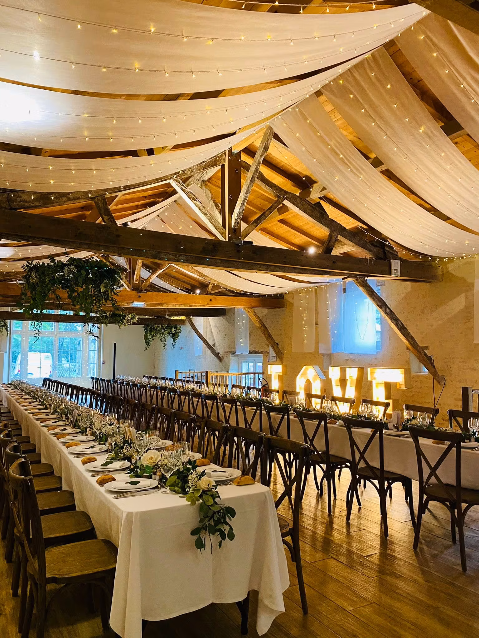 Installation guirlande mariage